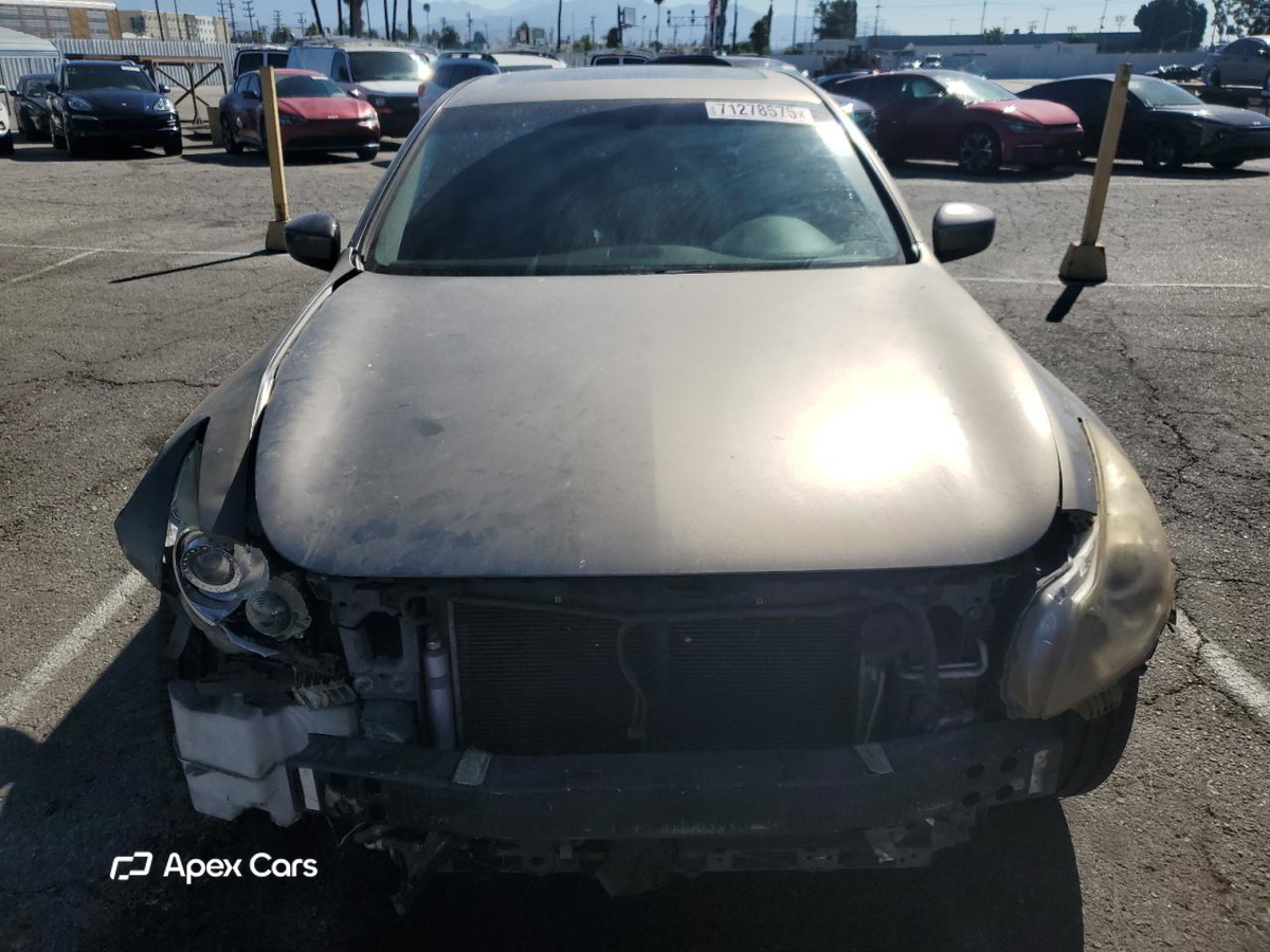 Infiniti G 2012