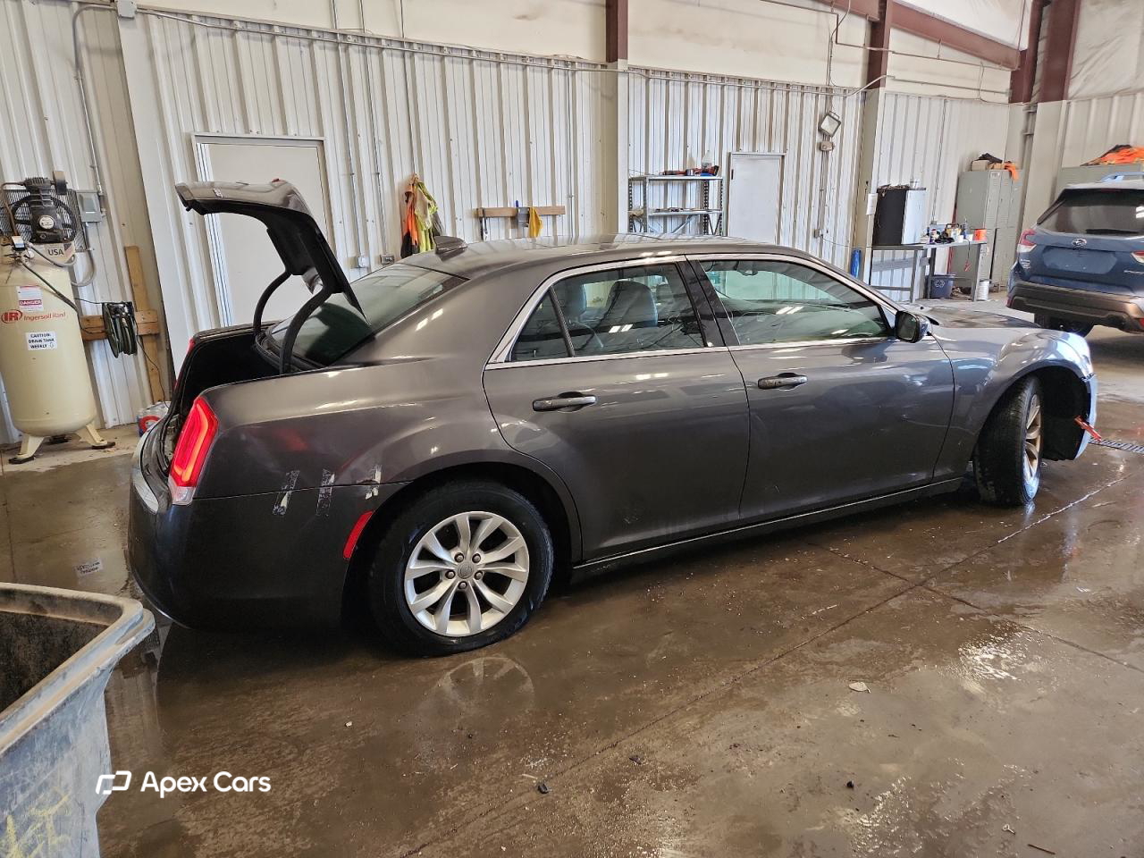 Chrysler 300 2016