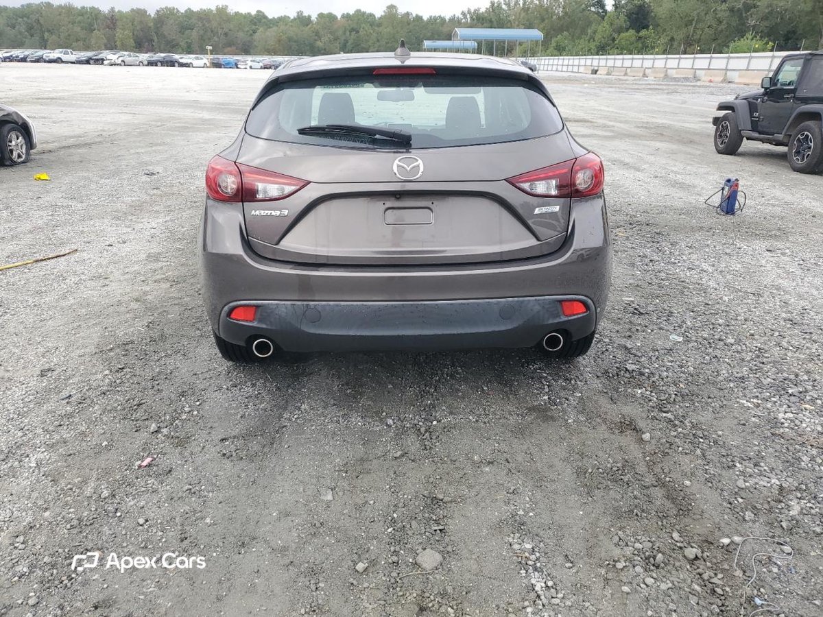 Mazda 3 2016
