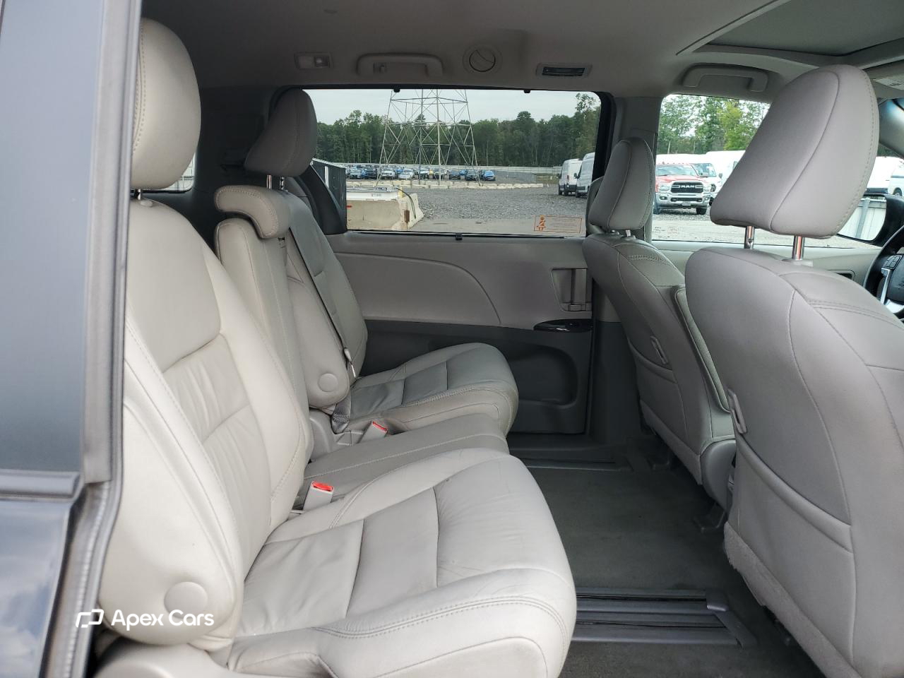Toyota Sienna 2017