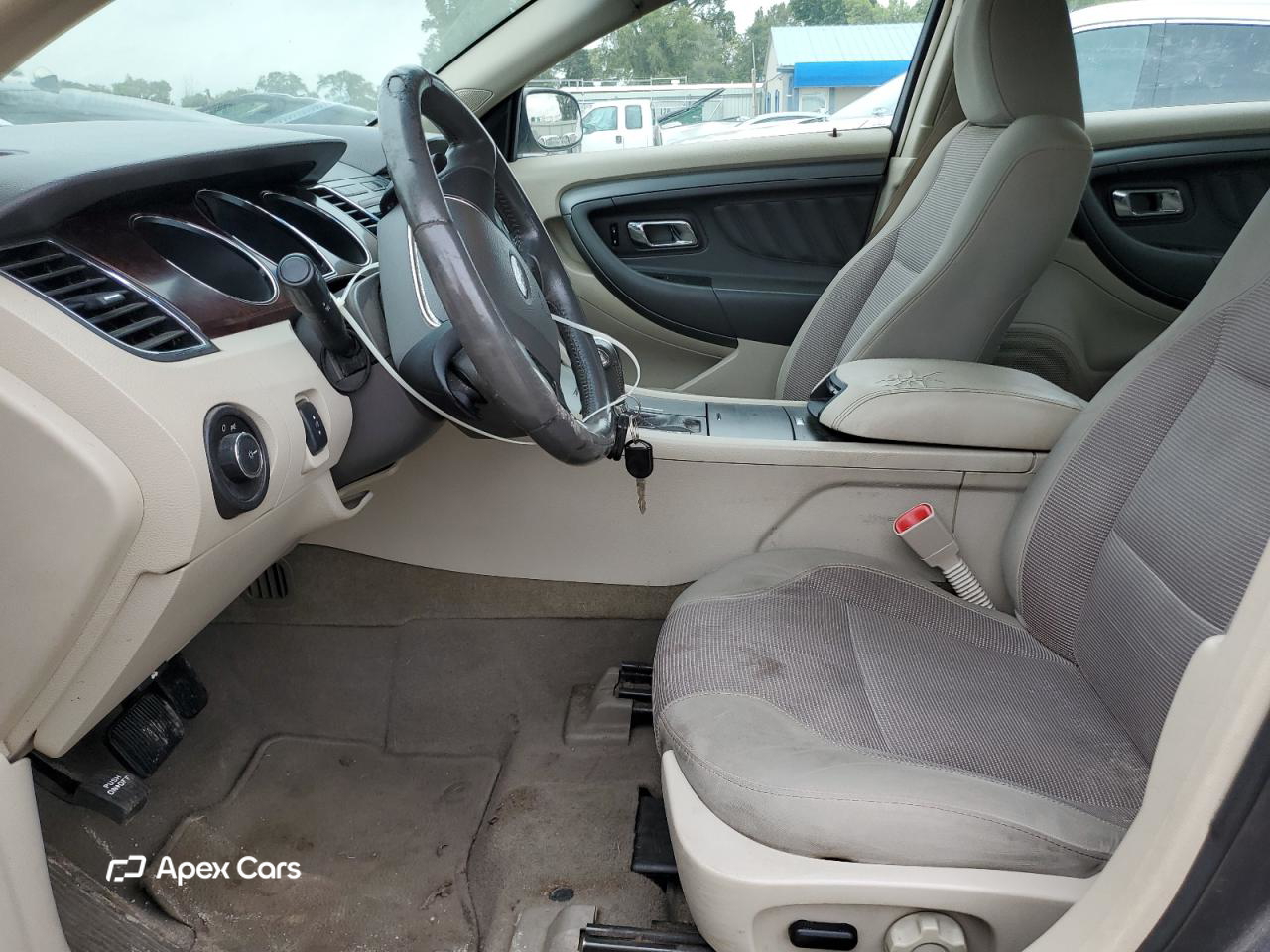 Ford Taurus 2011