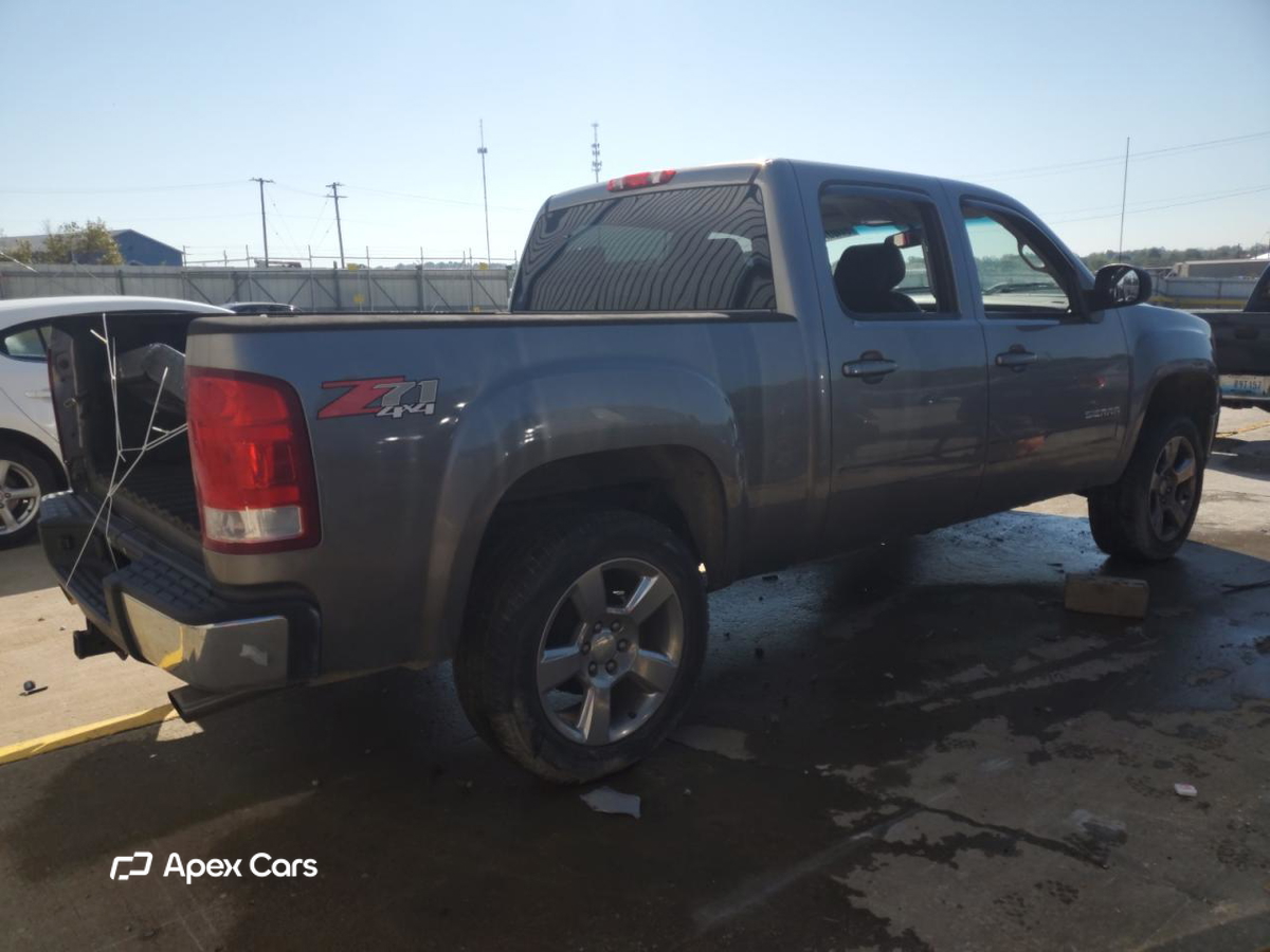 GMC Sierra 2013