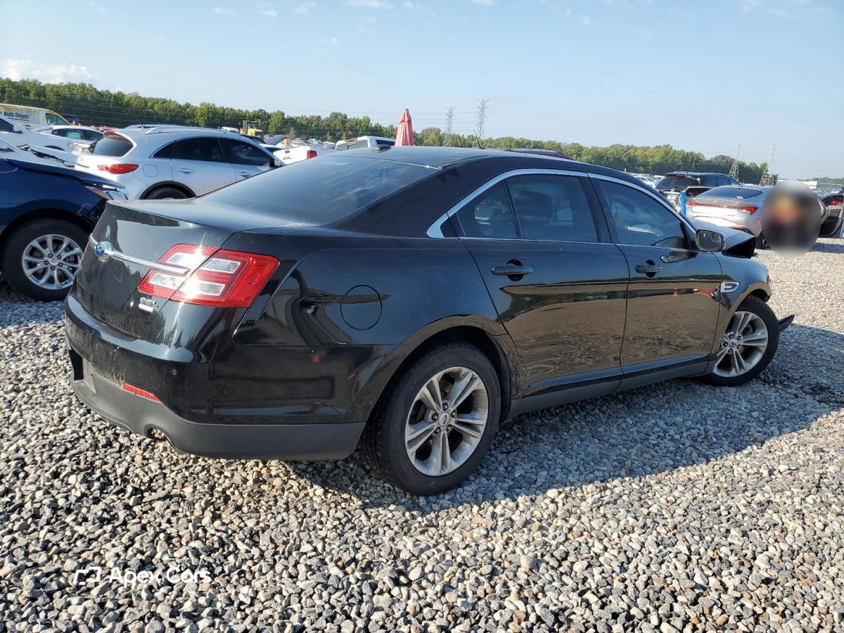 Ford Taurus 2016