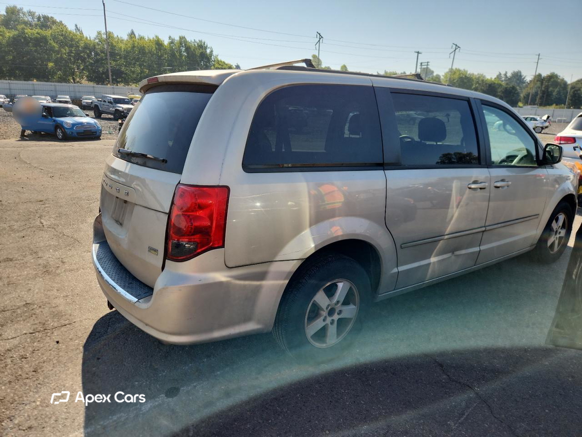 Dodge Caravan 2013