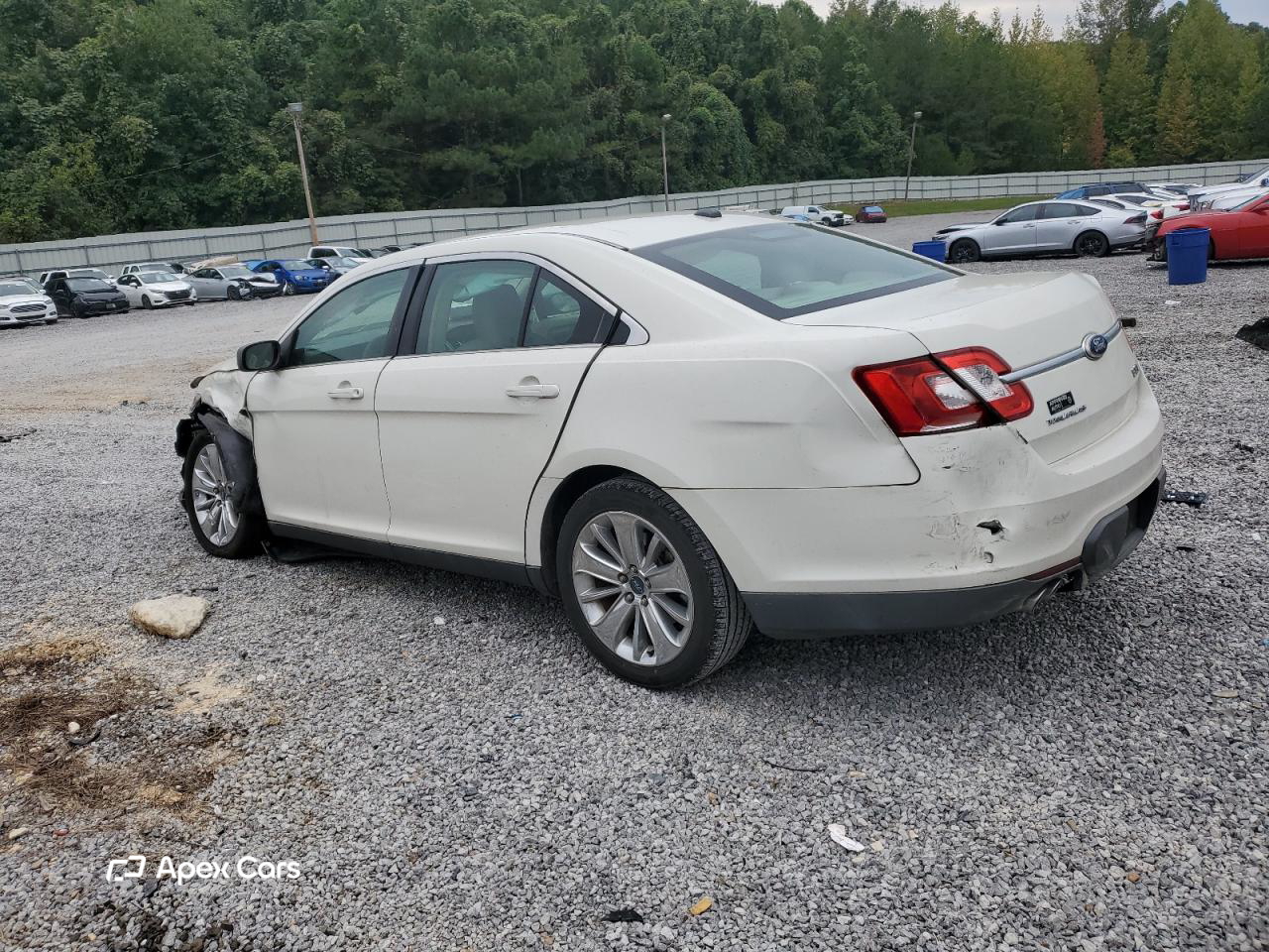 Ford Taurus 2011