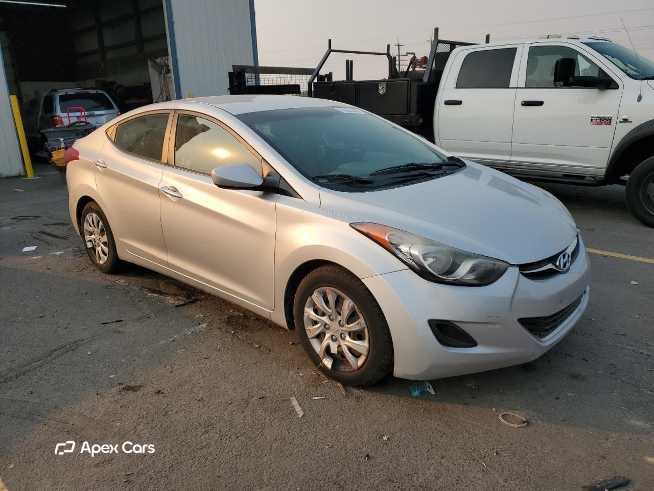 Hyundai Elantra 2012