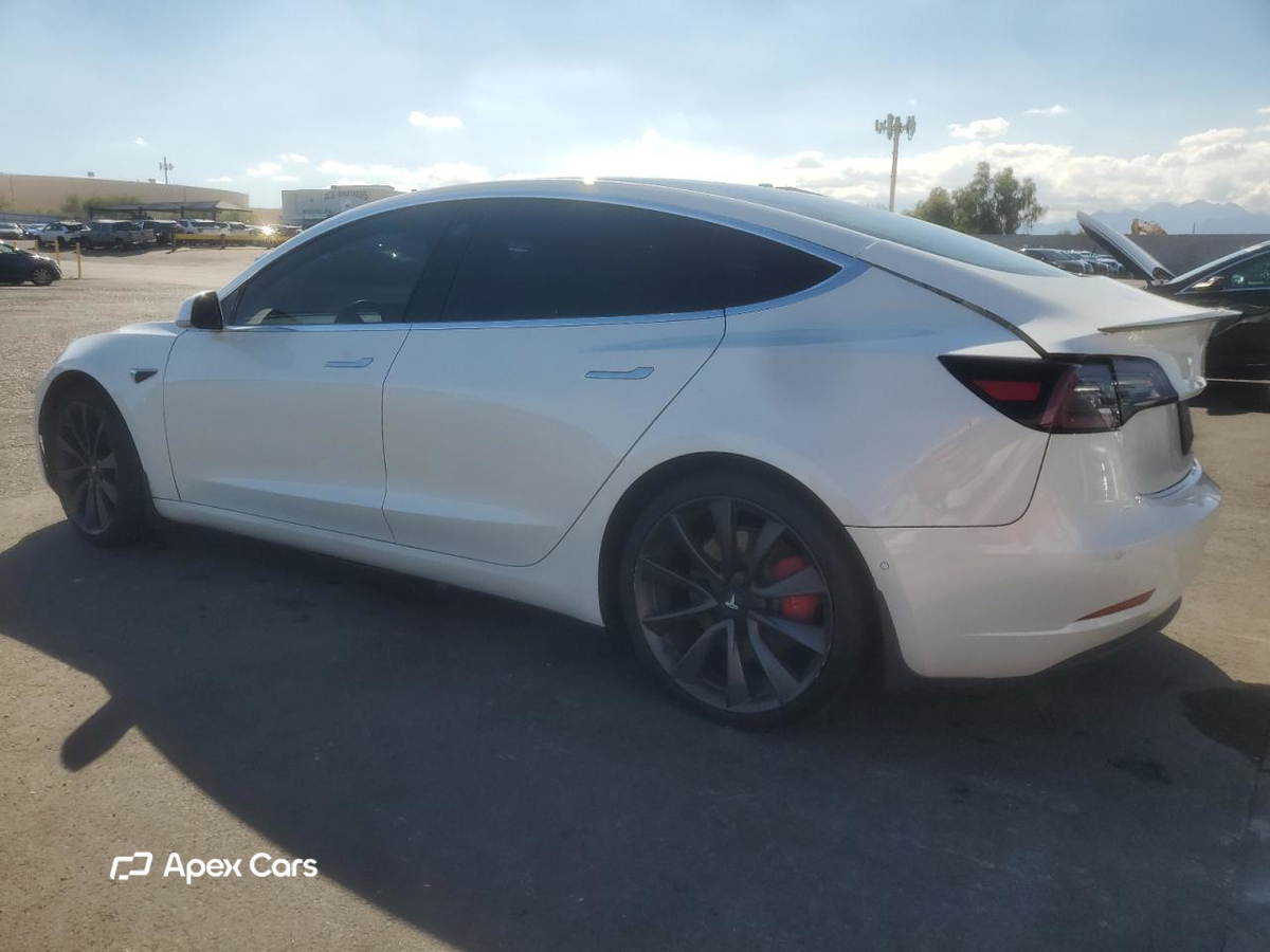Tesla Model 3 2020
