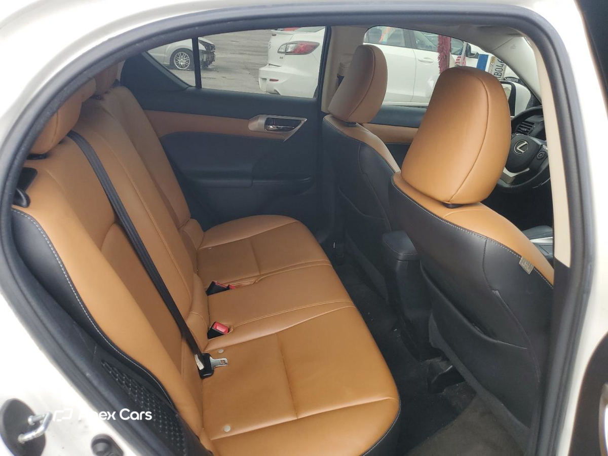 Lexus CT 2014