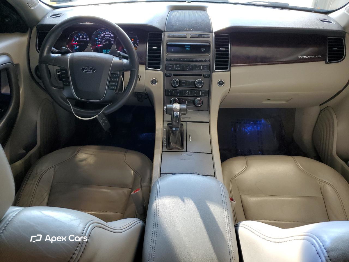 Ford Taurus 2012