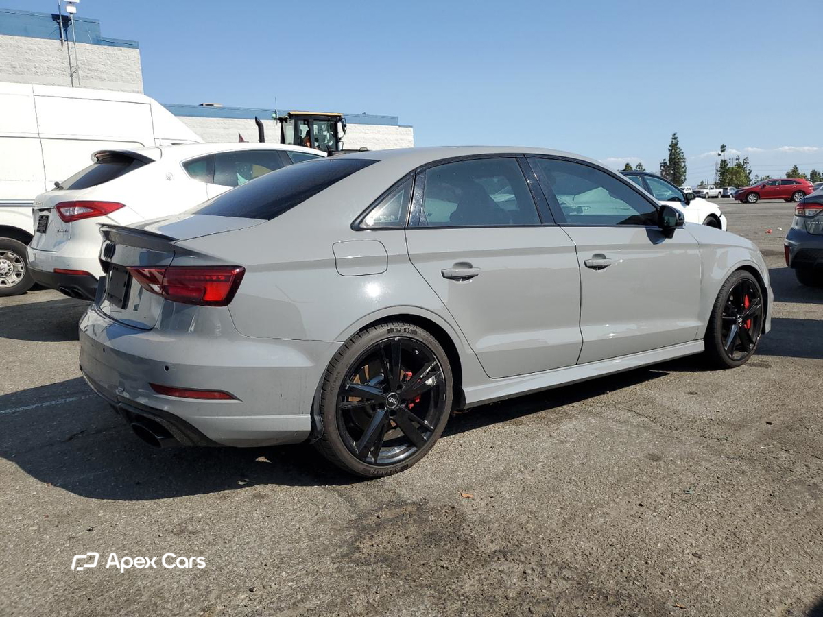 Audi RS3 2020
