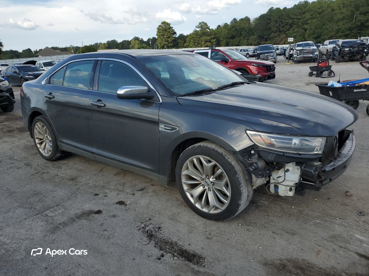 Ford Taurus 2019