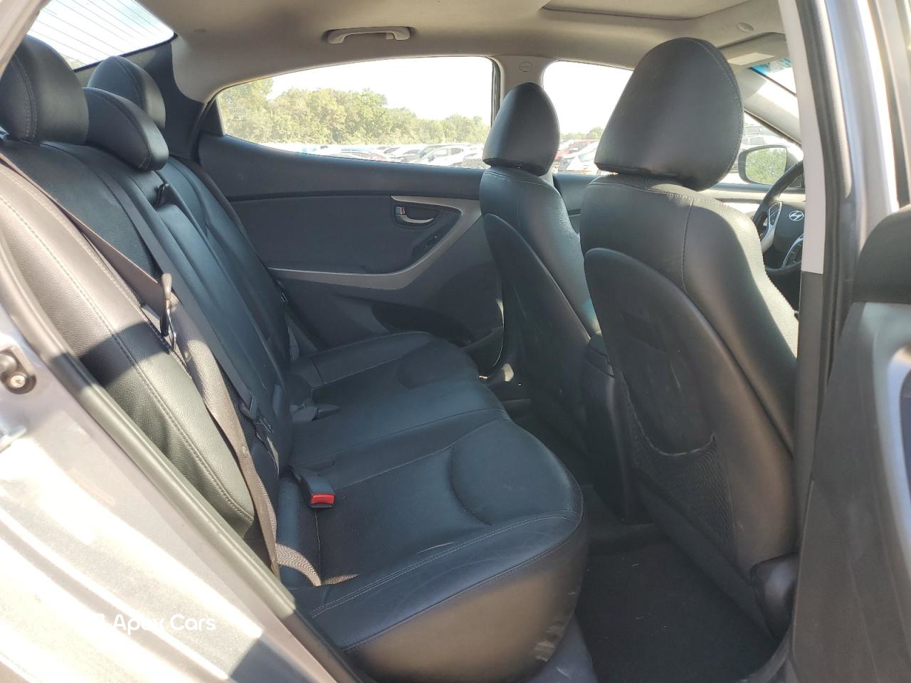 Hyundai Elantra 2012