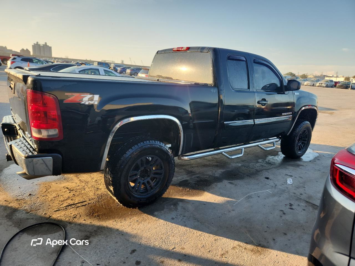 GMC Sierra 2011