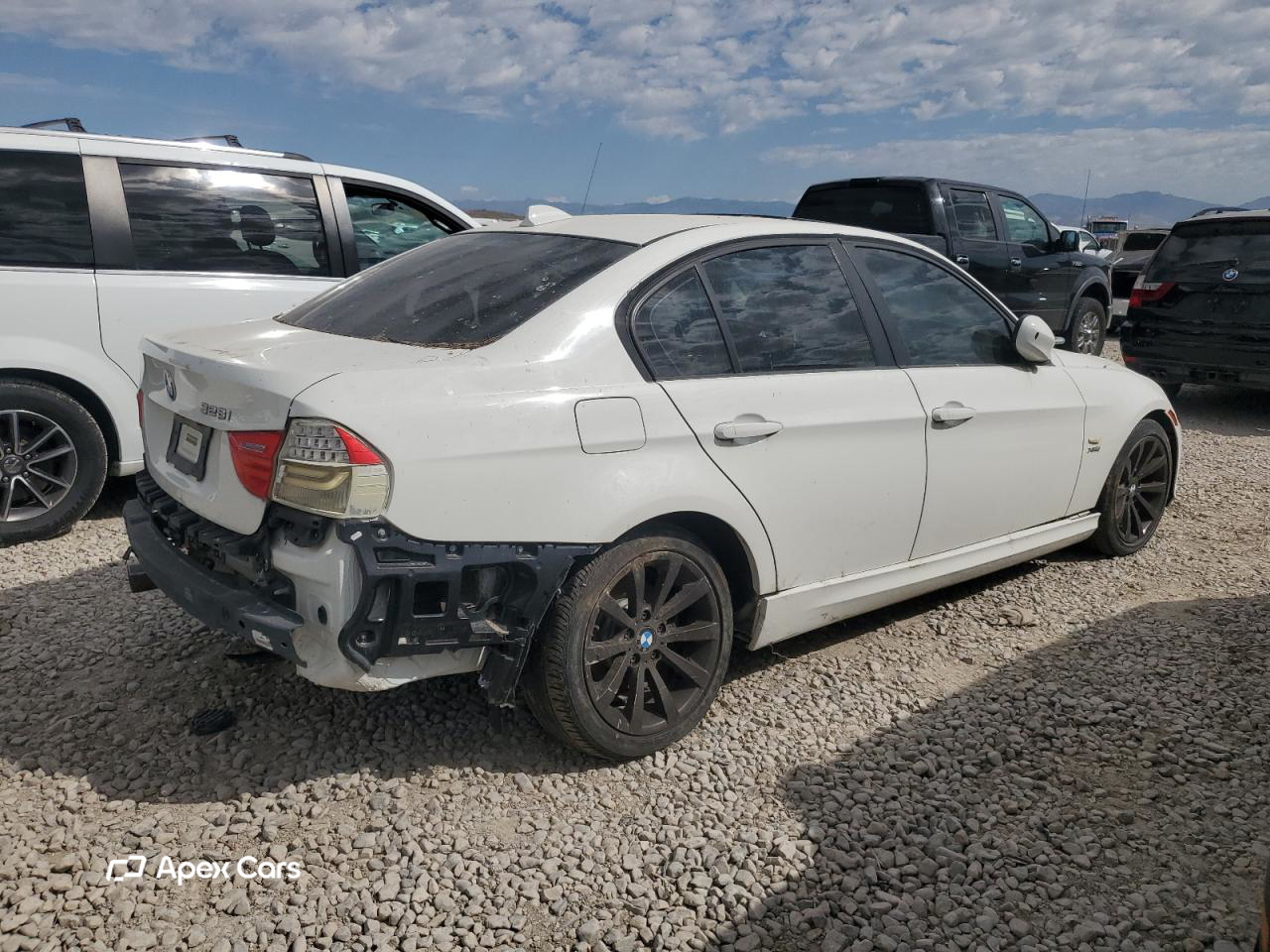 BMW Series 3 2011