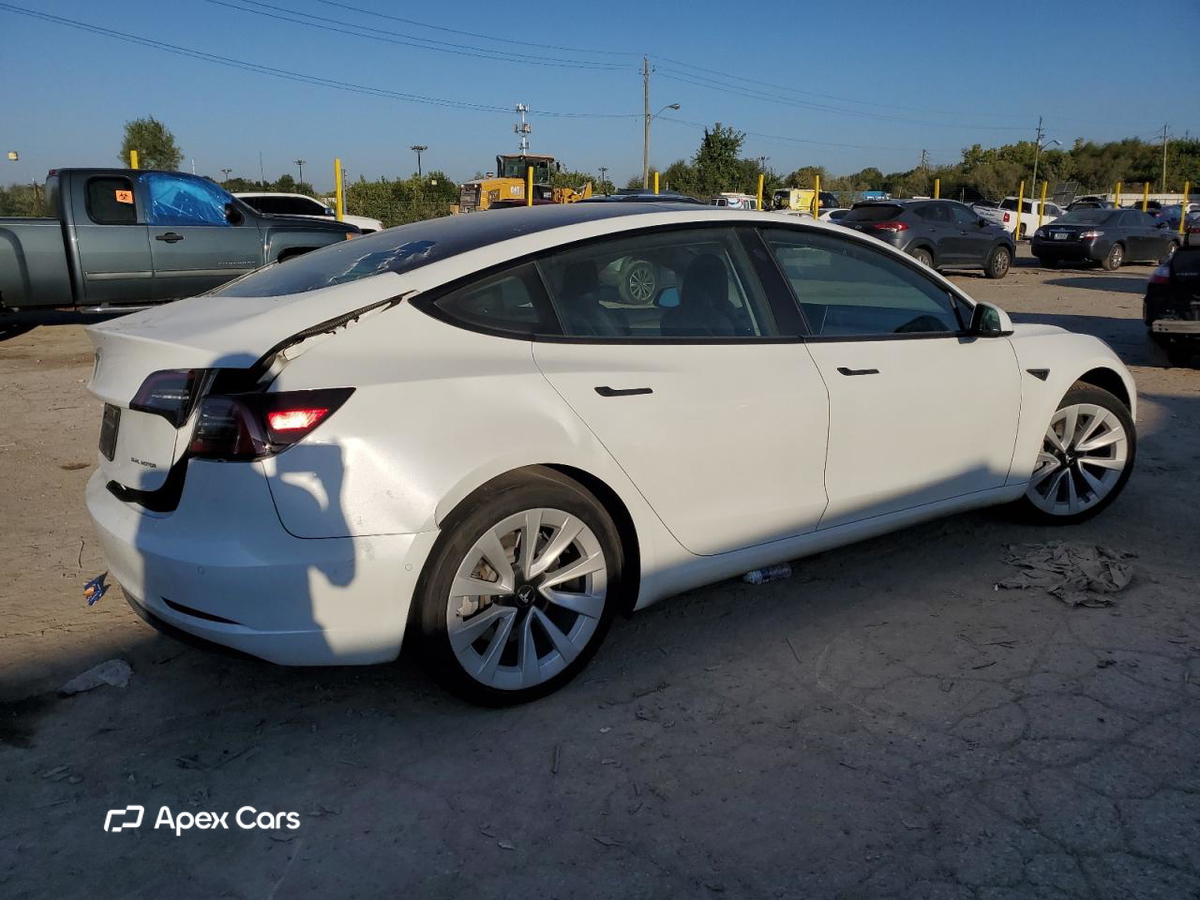 Tesla Model 3 2022