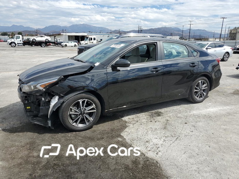 Kia Forte 2023 - Image 1 of 14