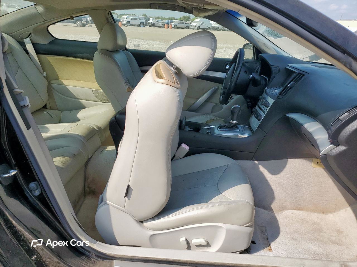 Infiniti G 2013