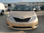 Toyota Sienna 2012