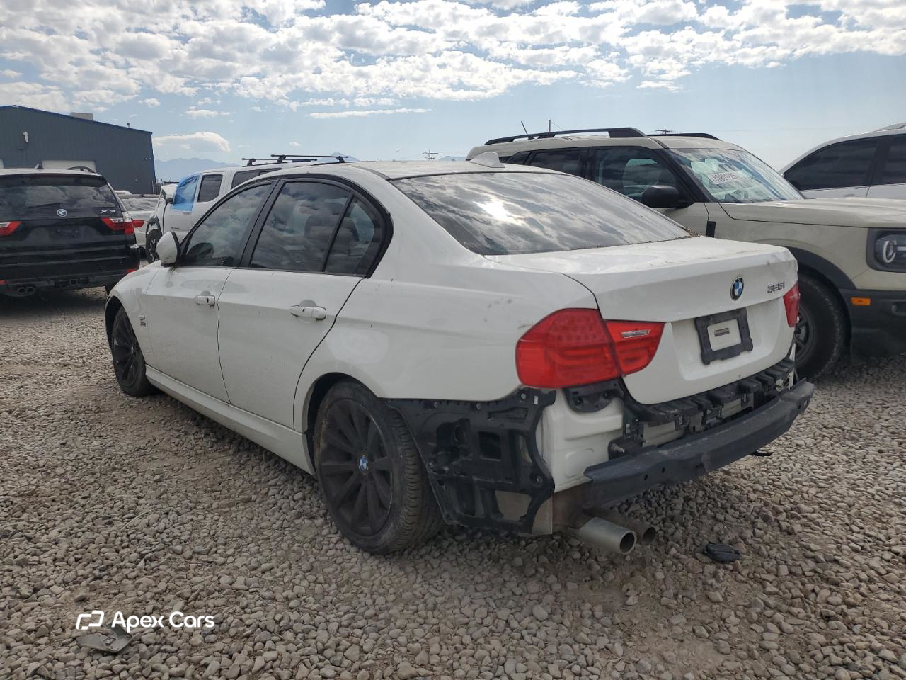 BMW Series 3 2011