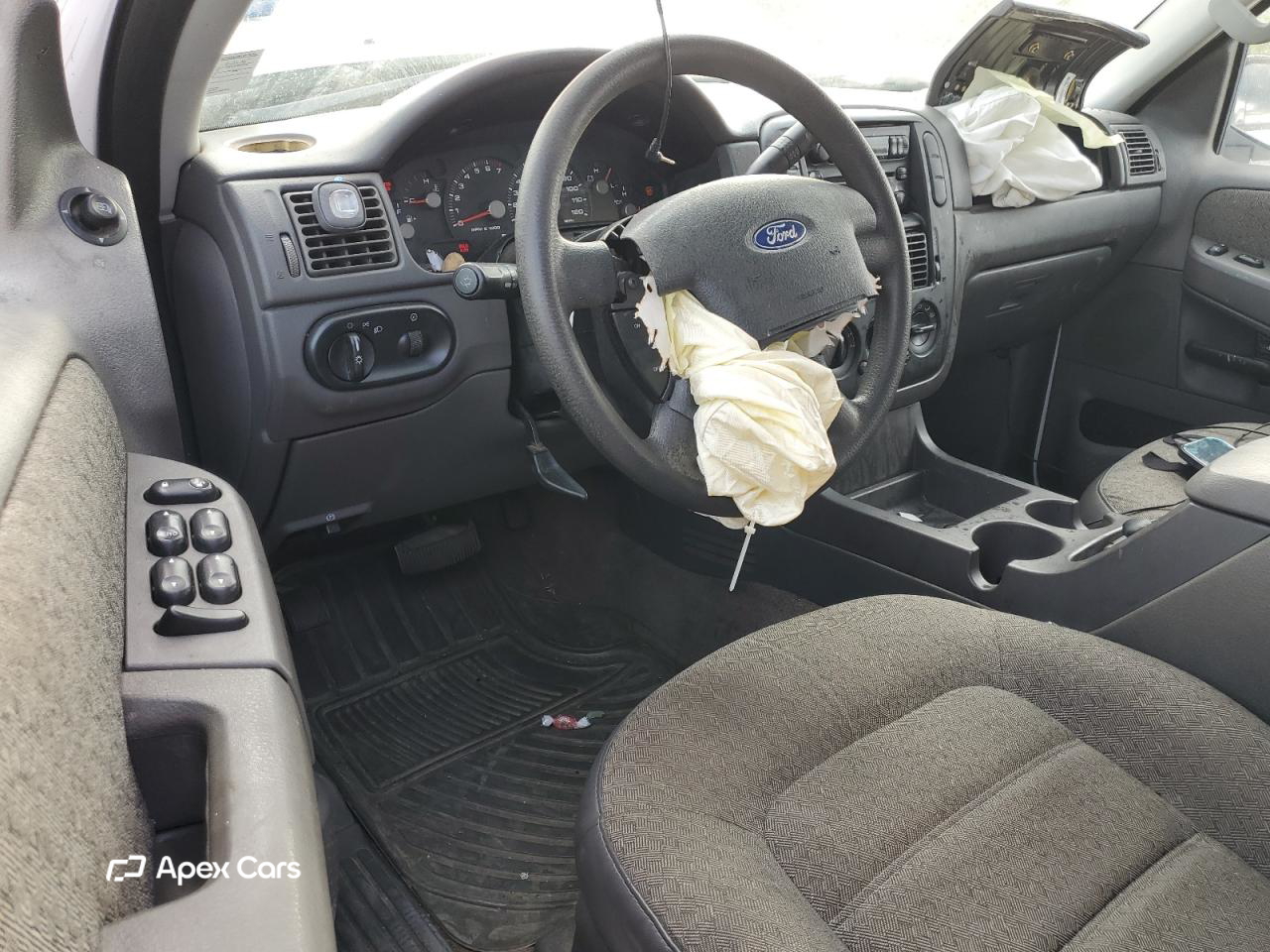 Ford Explorer 2004
