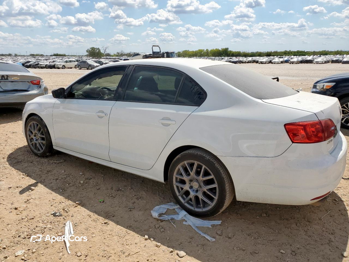 Volkswagen Jetta 2014