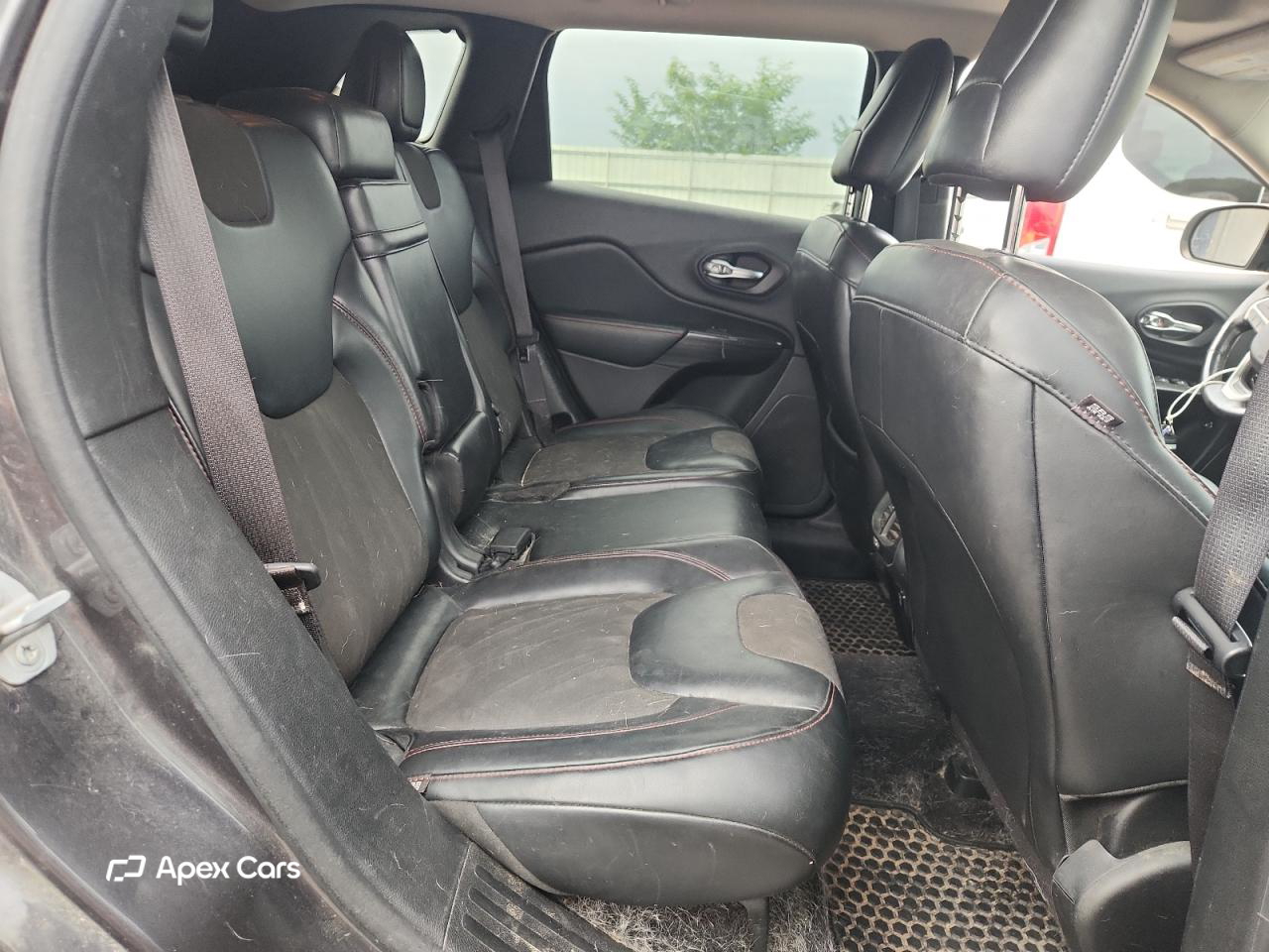 Jeep Cherokee 2016