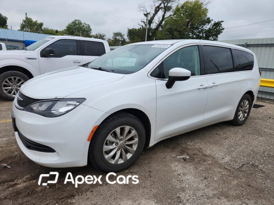Chrysler Pacifica 2017 - Image 1 of 12