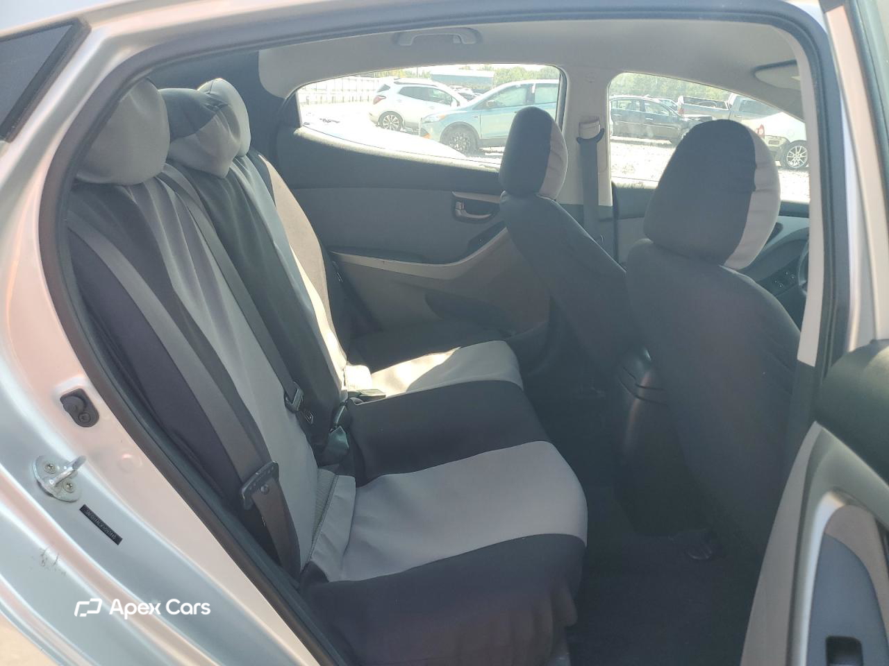 Hyundai Elantra 2015