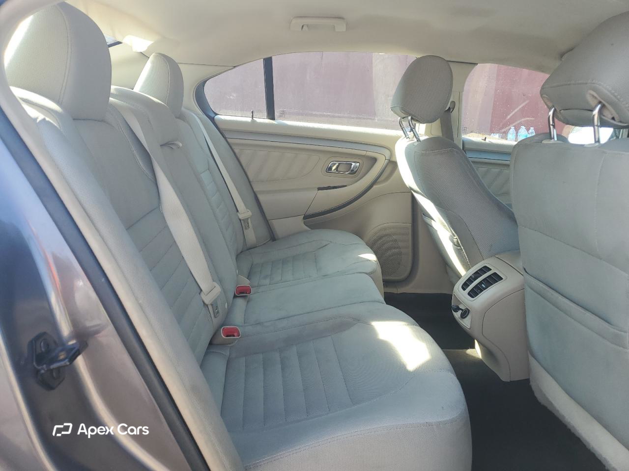 Ford Taurus 2014