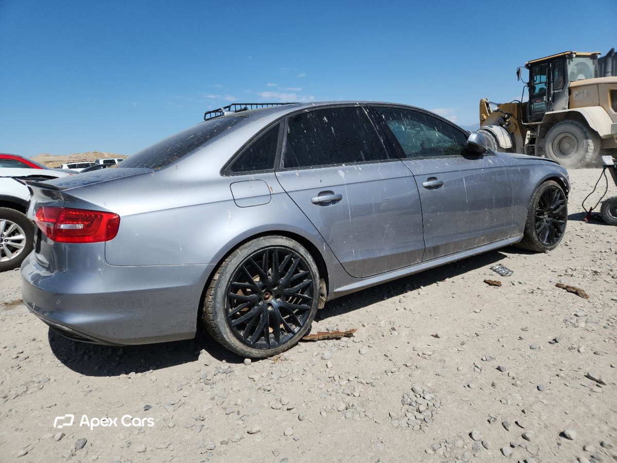 Audi A4 2015