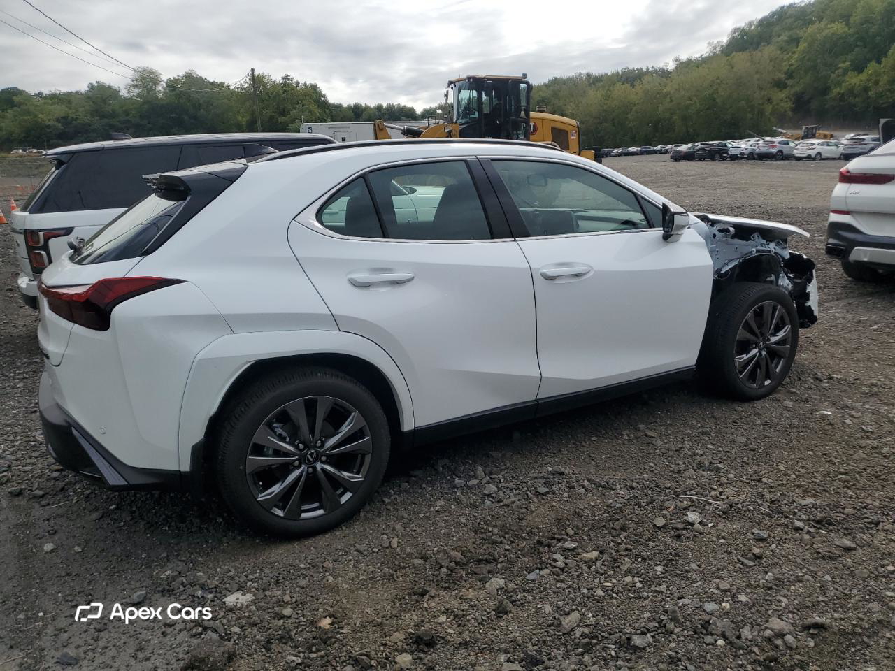 Lexus UX 2025