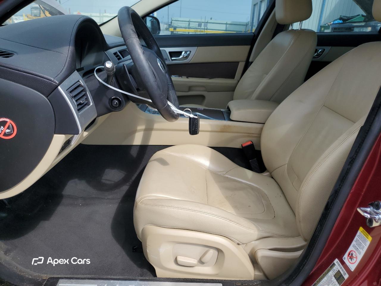 Jaguar XF 2013