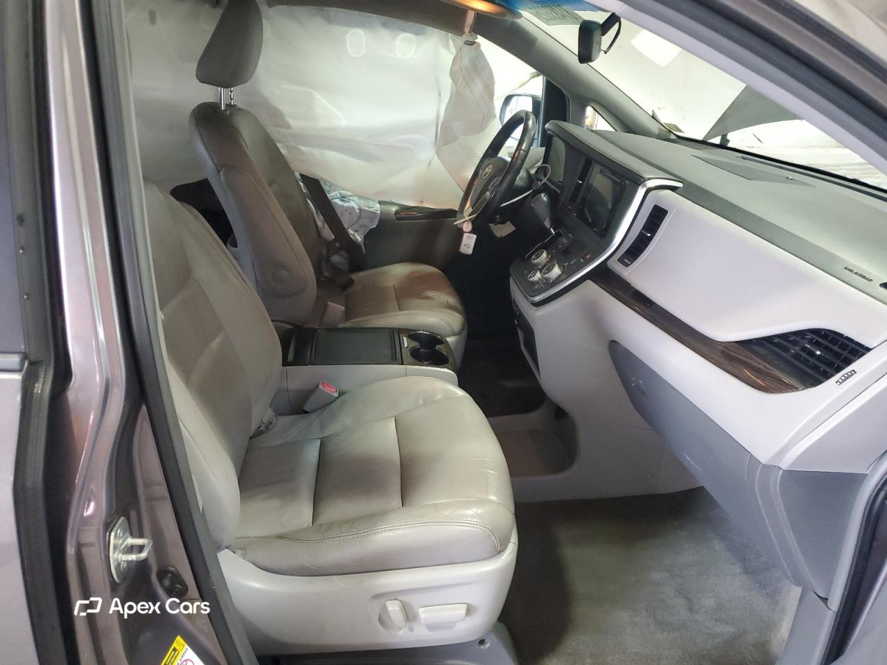 Toyota Sienna 2015