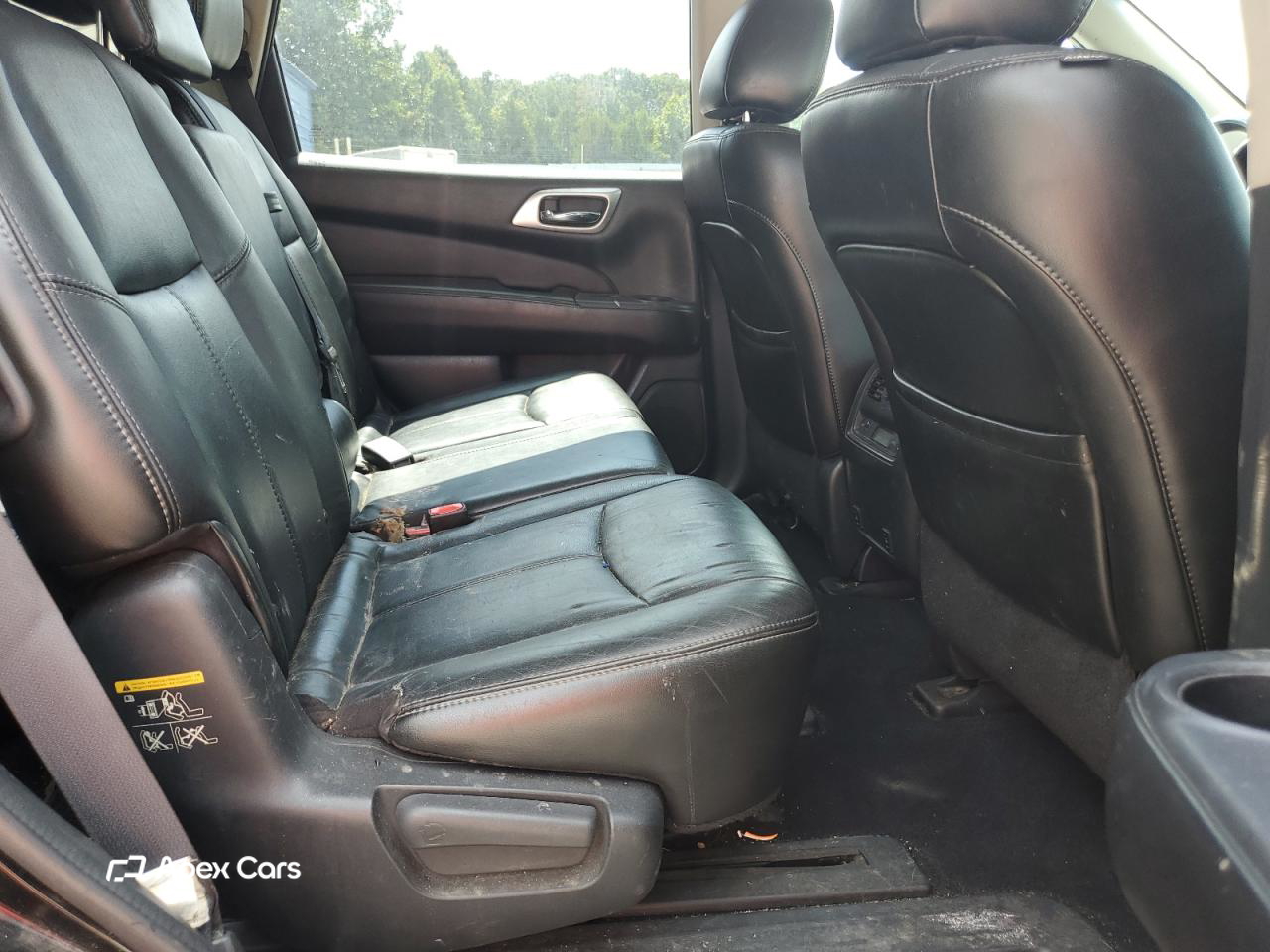 Nissan Pathfinder 2014