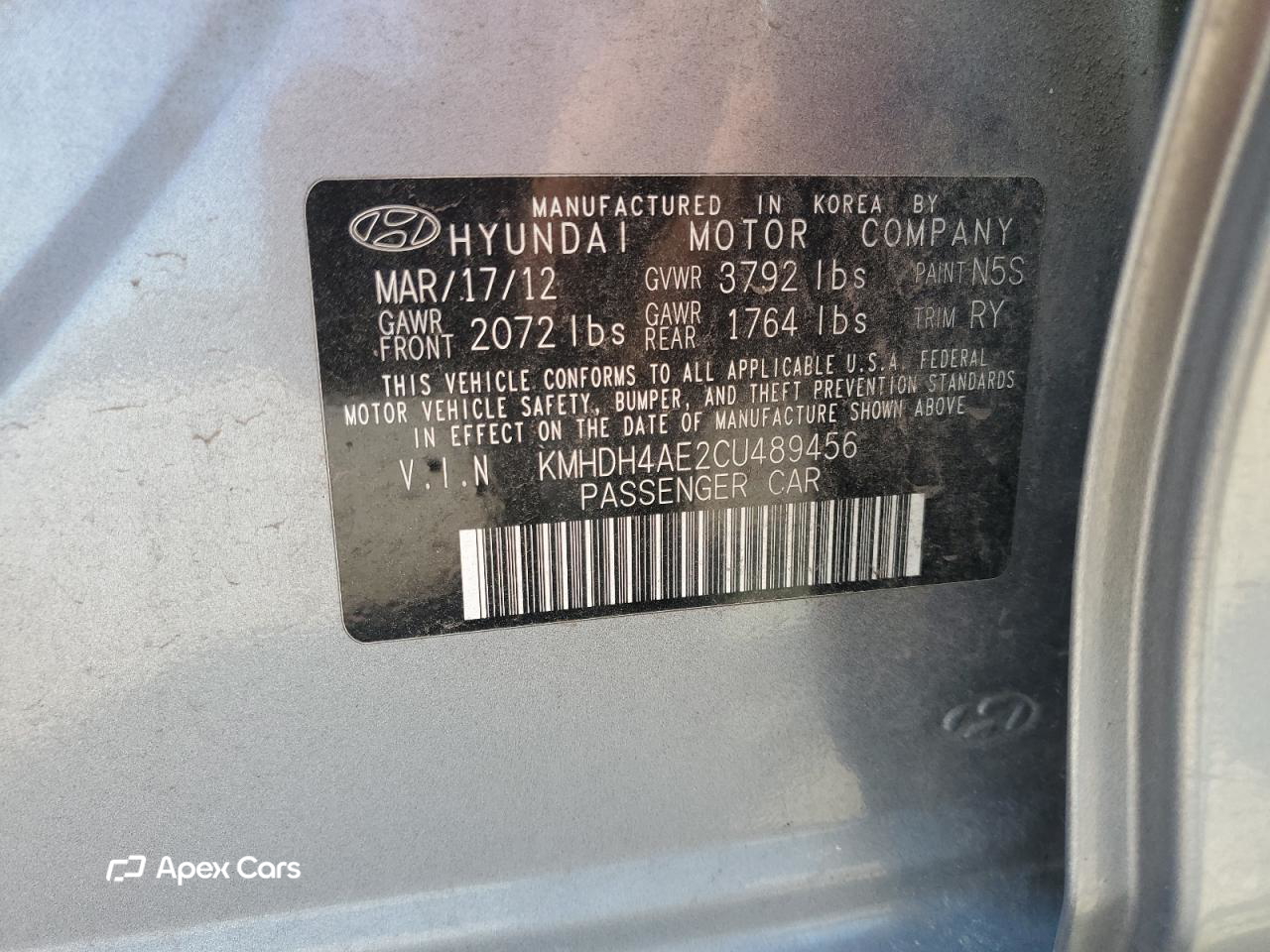Hyundai Elantra 2012