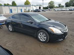 Nissan Altima 2010