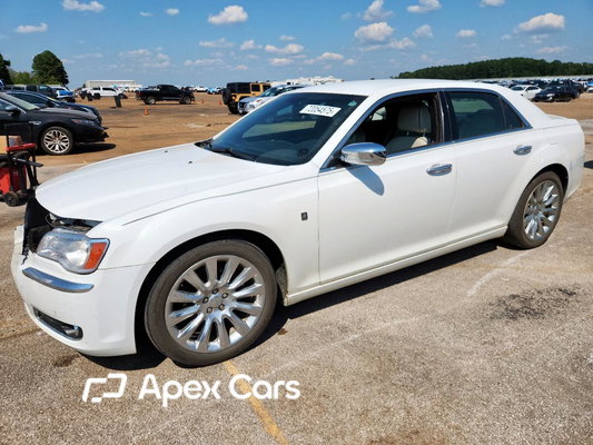 Chrysler 300 2013 - Image 1 of 13