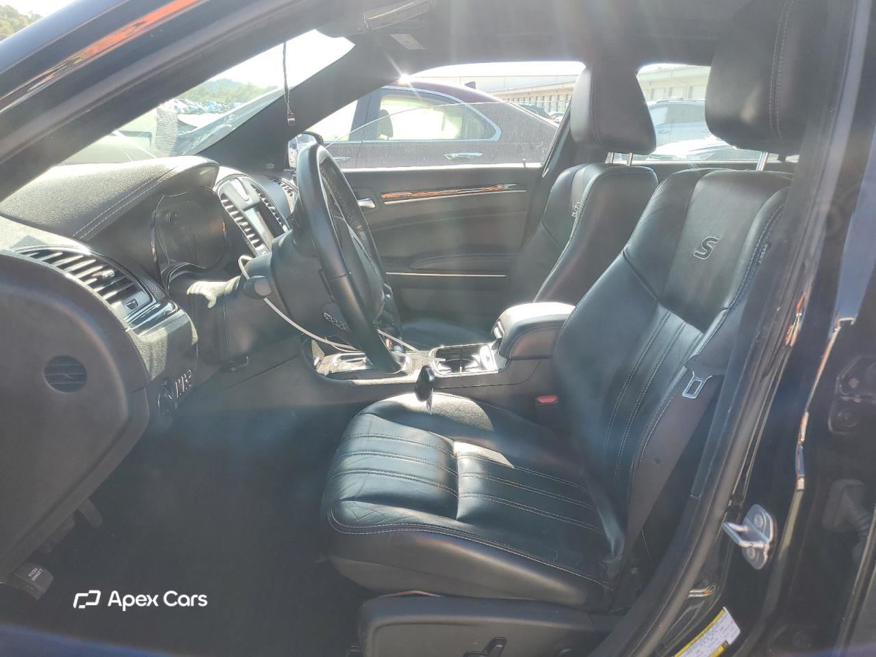 Chrysler 300 2022
