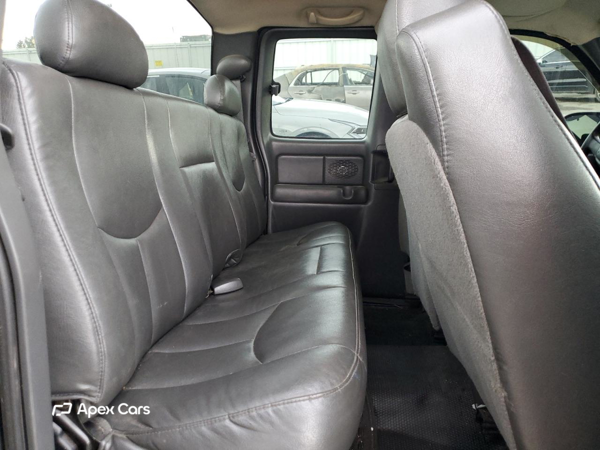 Chevrolet Silverado 2004