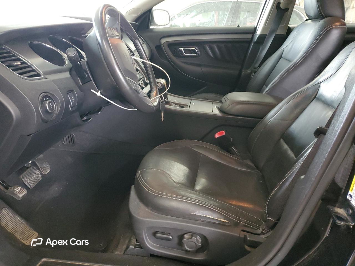 Ford Taurus 2011