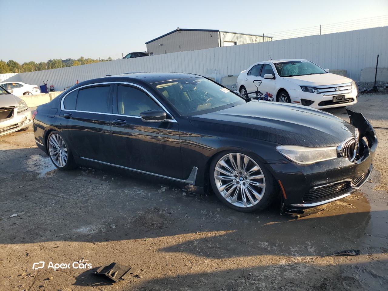 BMW Series 7 2016