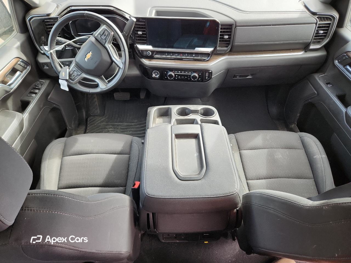 Chevrolet Silverado 2023