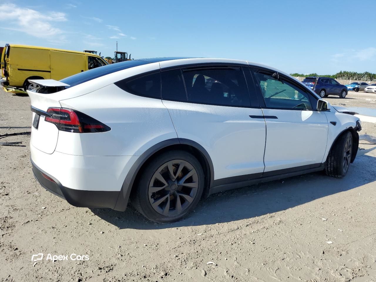 Tesla Model X 2023