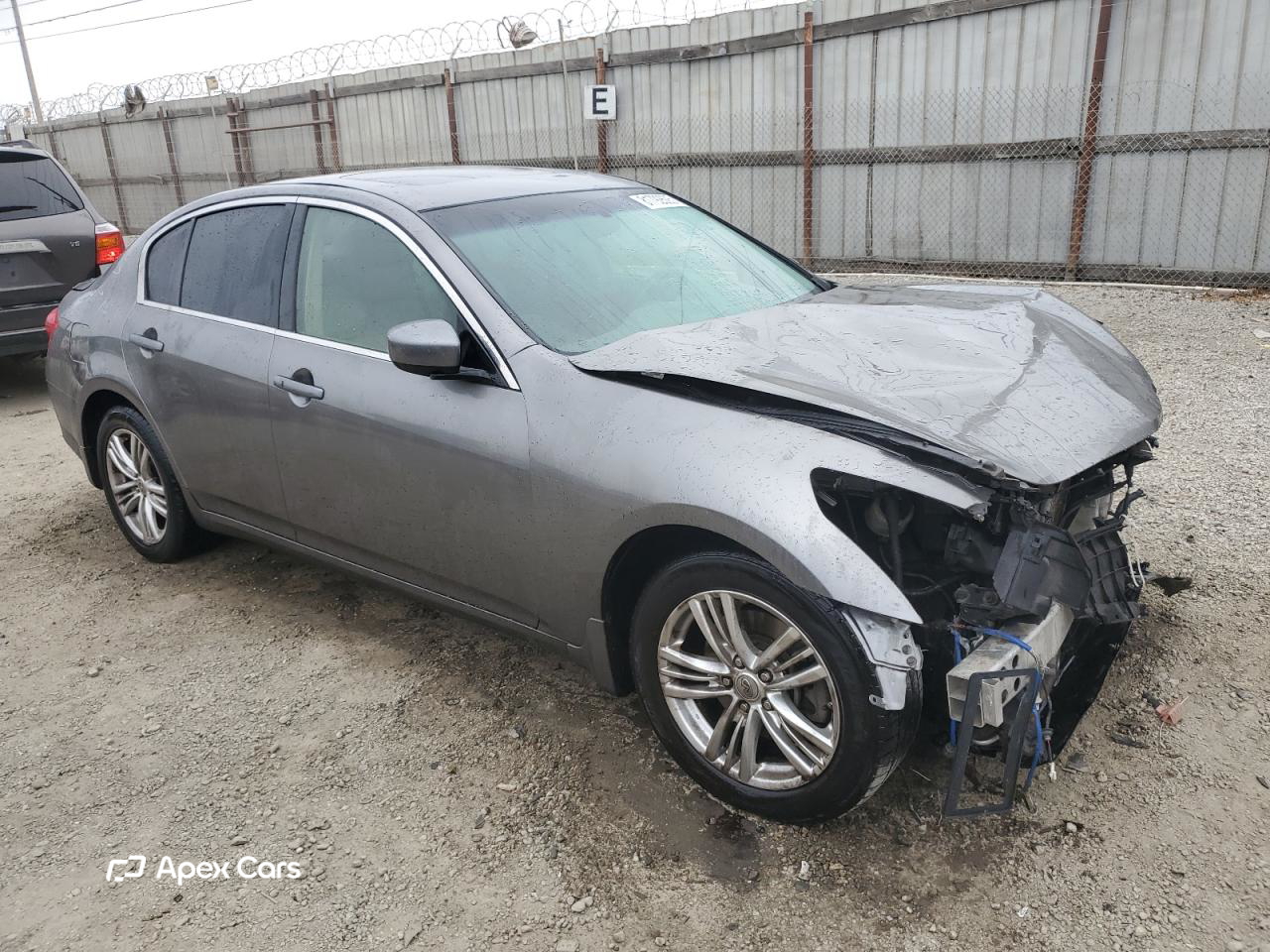 Infiniti G 2013