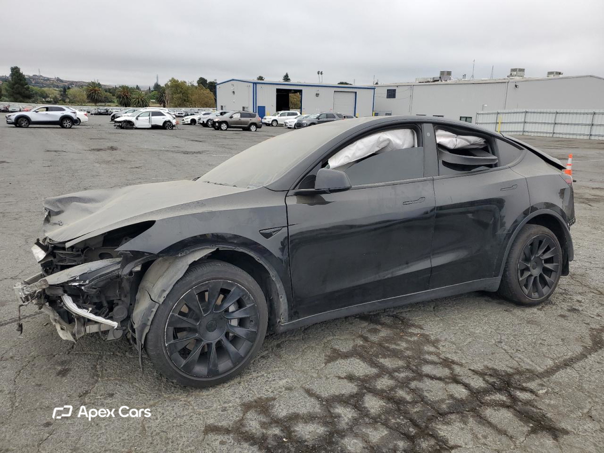 Tesla Model Y 2021