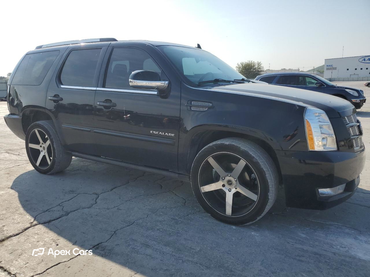 Cadillac Escalade 2014