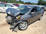 Nissan Versa 2015