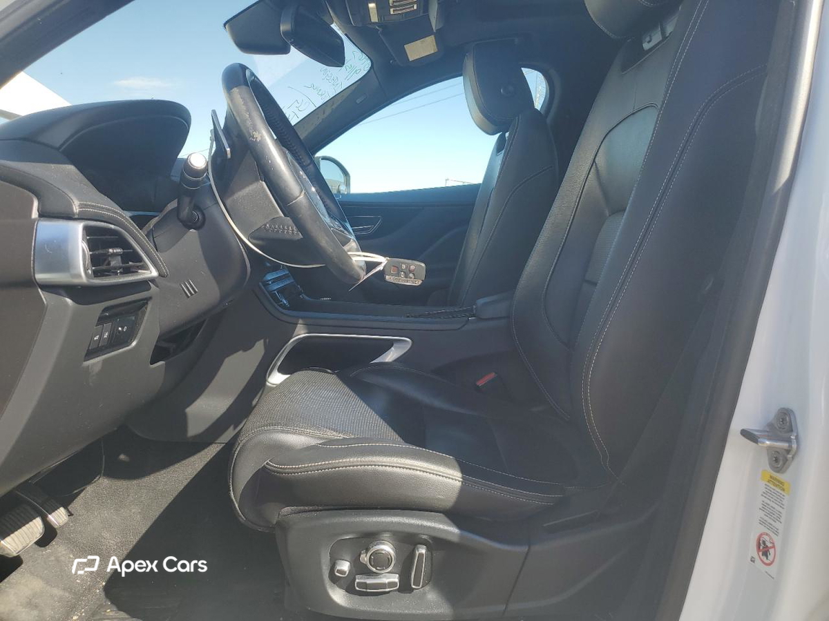 Jaguar F-Pace 2018