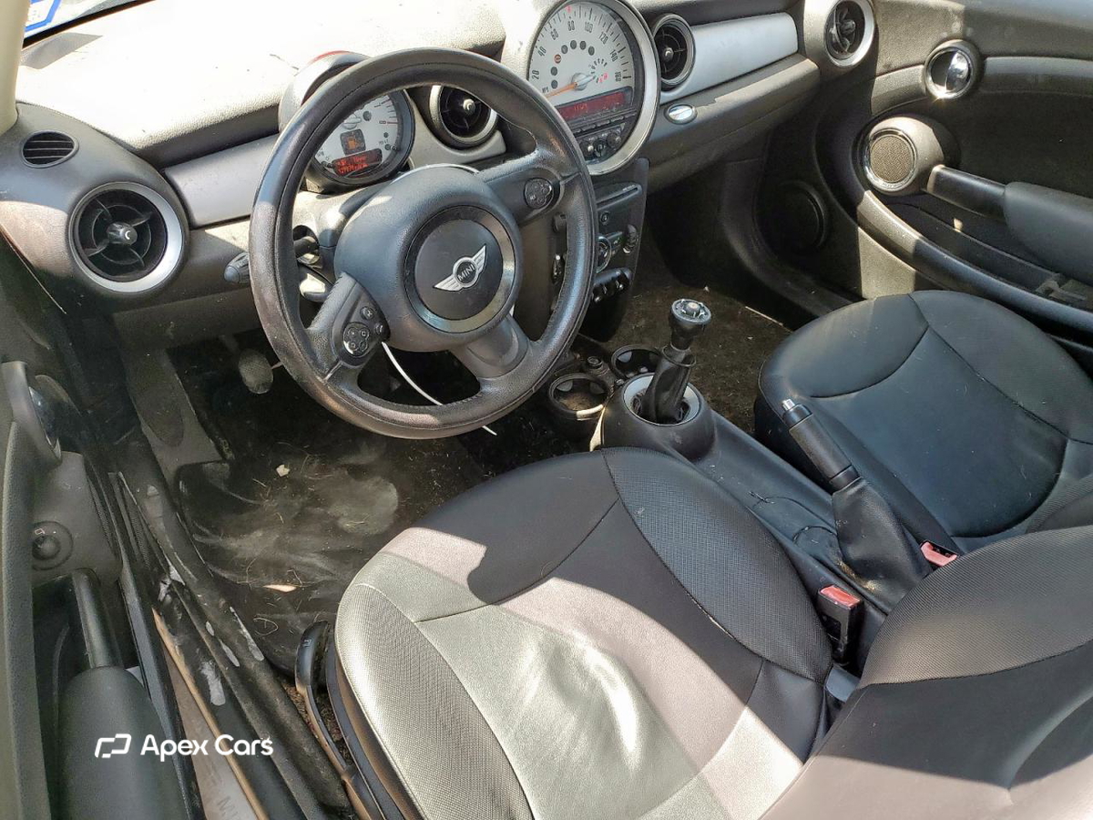 MINI Cooper 2013