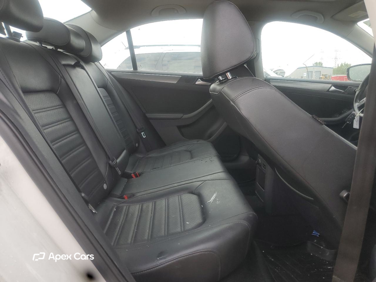 Volkswagen Jetta 2013